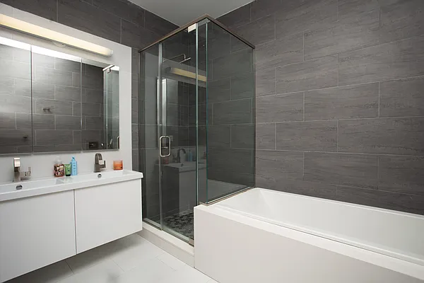 Rented by Blip LLC | media 31