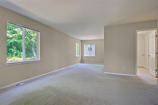 4th image of 24024 SE 20th St