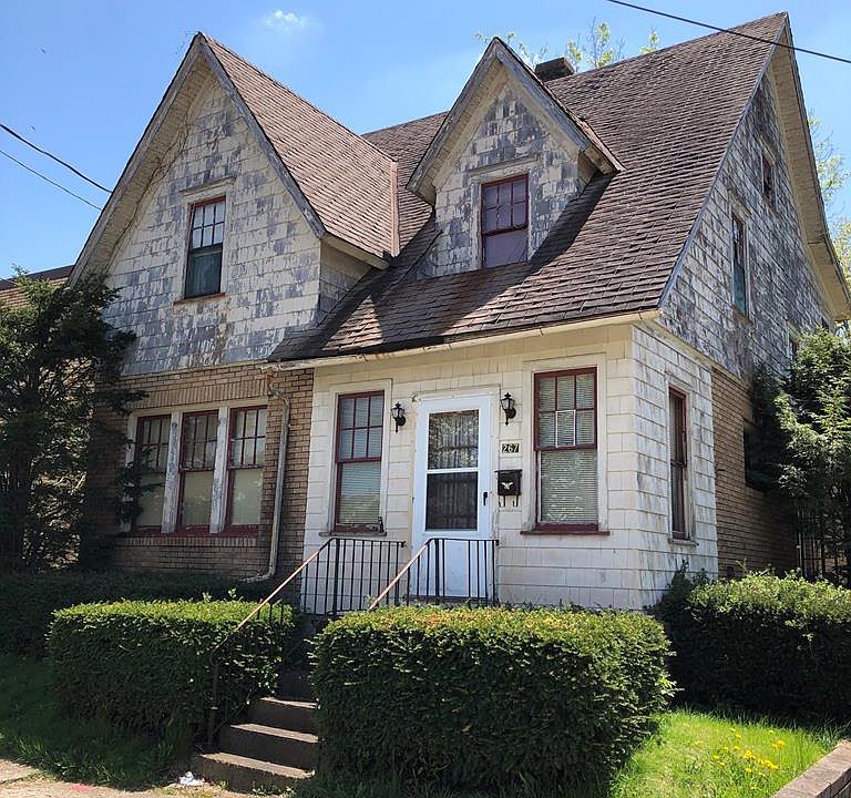 1st image of 267 E 1st St