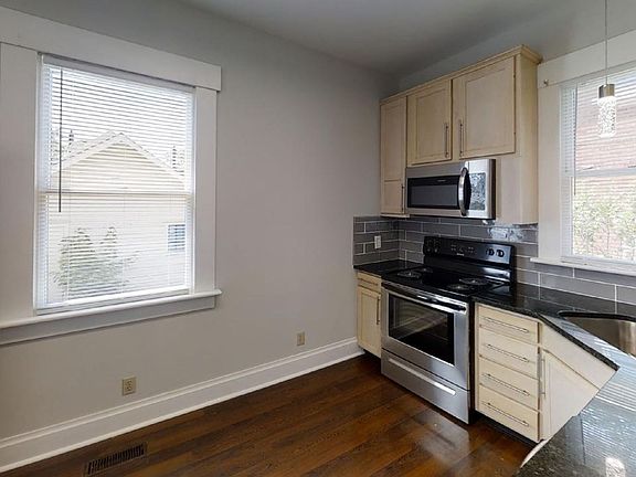2nd image of 297 E 16th Ave