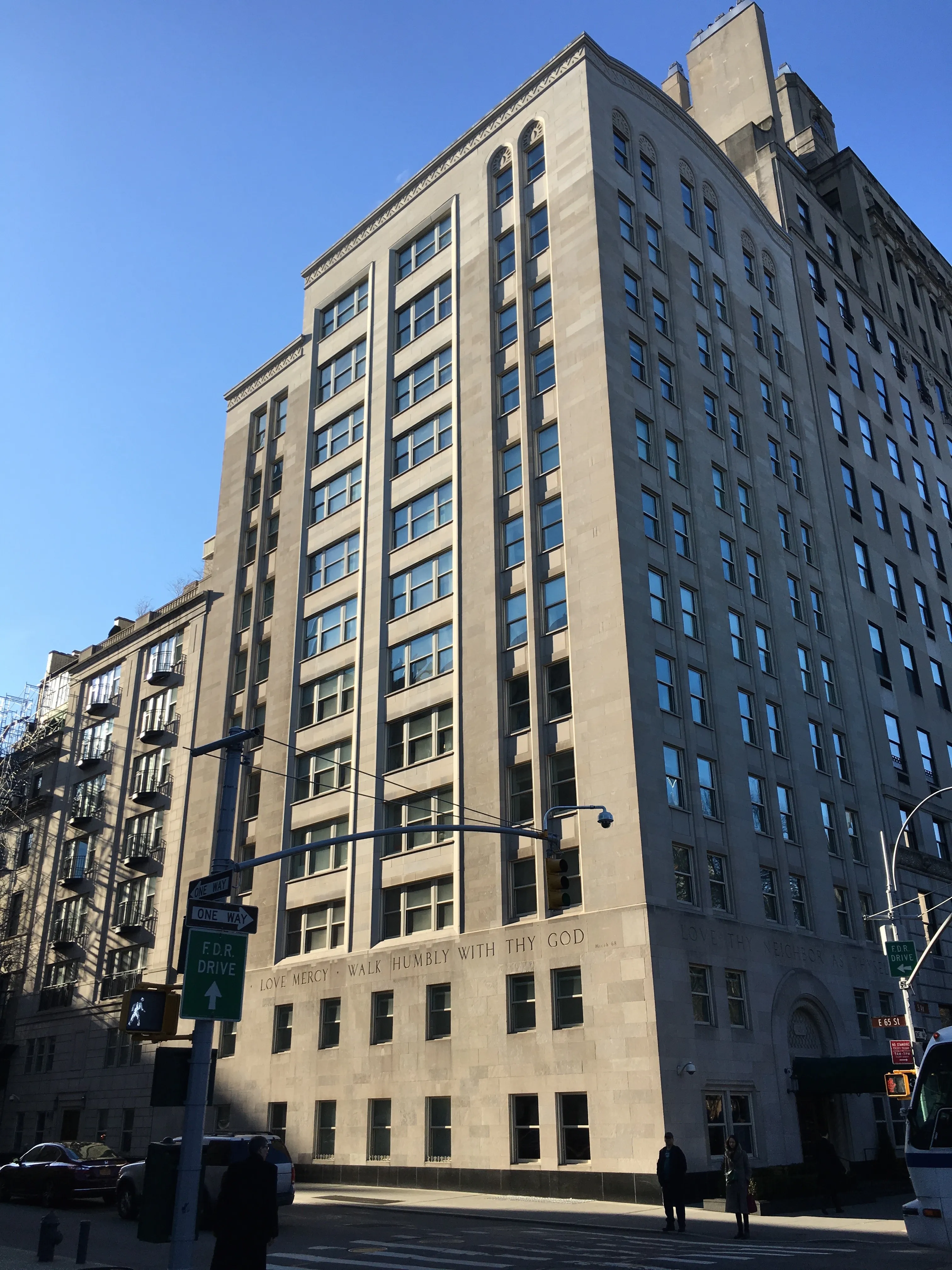 838 5th Avenue in Lenox Hill : Sales, Rentals, Floorplans