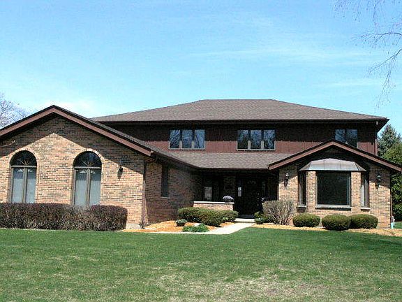 2nd image of 958 W Carolyn Dr