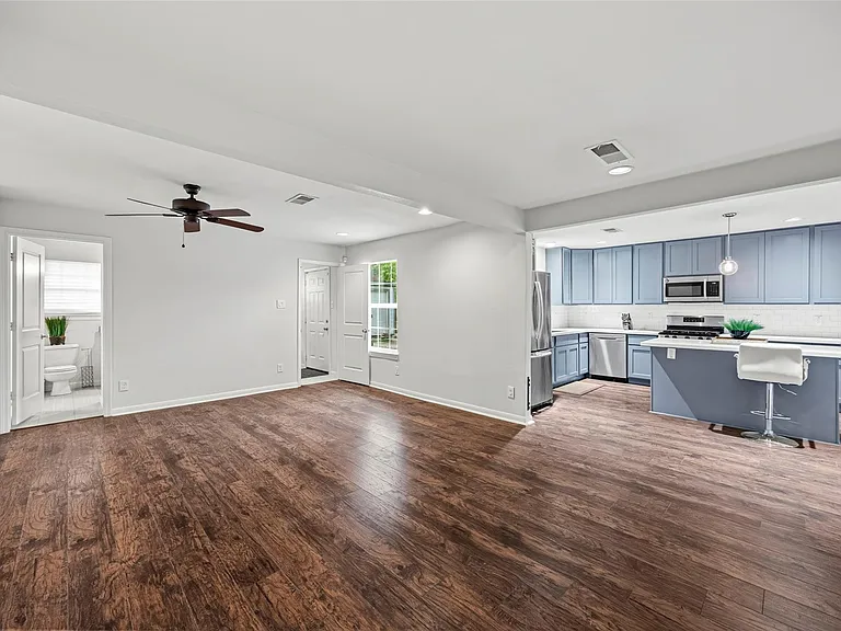 4914 Ventura Ln — Photo 5