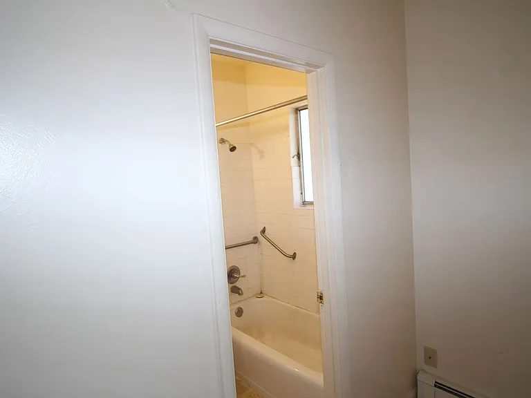 46 Park Ave #9 — Photo 26