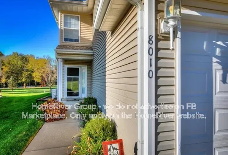 8010 N Elmwood Ave — Photo 2