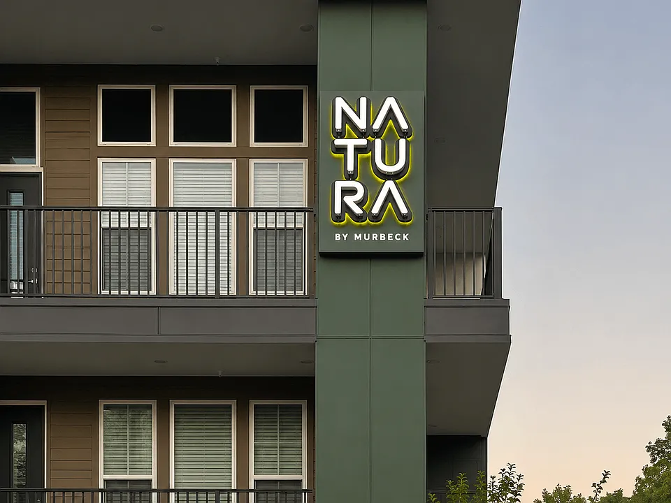 Building Photo 2