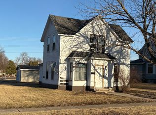 403 15th St N, Benson, MN 56215