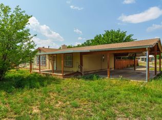 1213 1st St, Moriarty, NM 87035