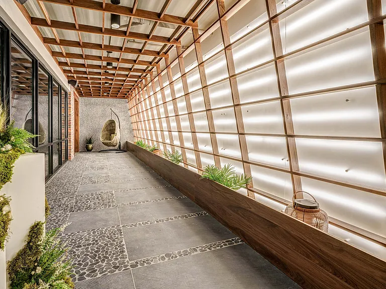 GreenHouse Short North — Photo 22