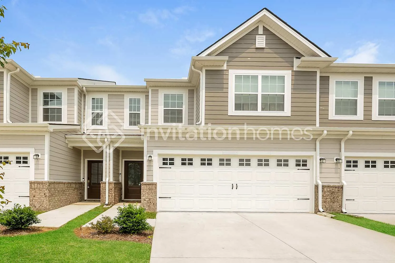 1071 Legacy Ct Smyrna, TN 37167 — Photo 1