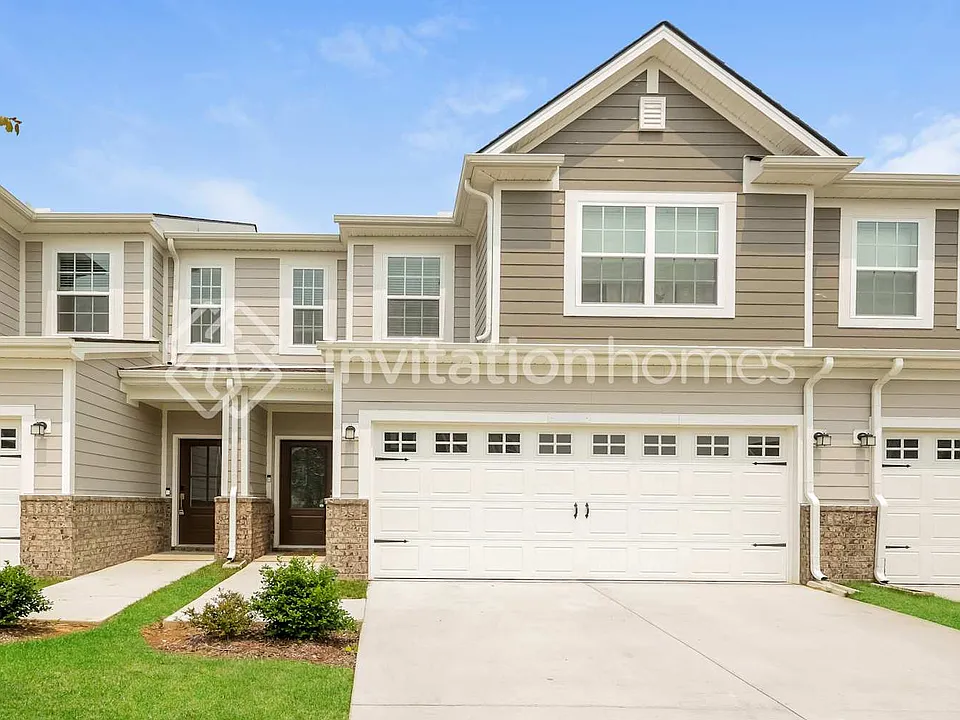 1071 Legacy Ct