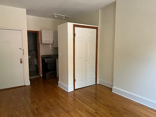 Rented by Compass | media 1