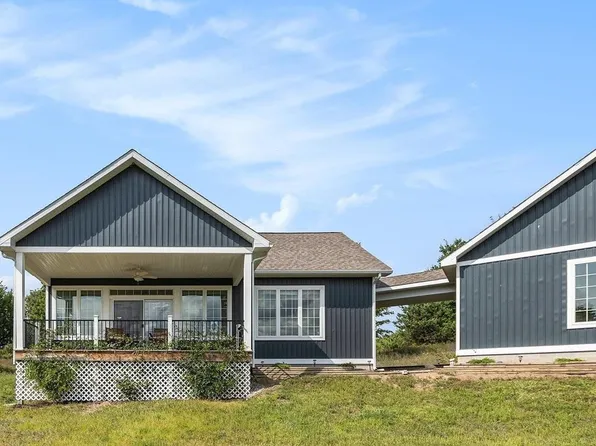 12442 Stallman Rd, Rapid City, MI 49676