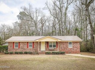 156 Edna Creech Rd, Whiteville, NC 28472
