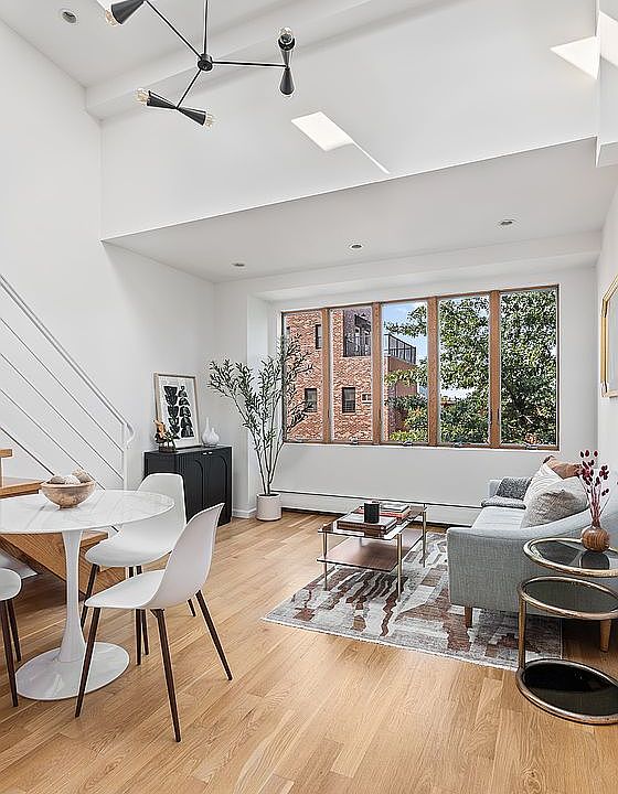 1st image of 390 14th St APT 5