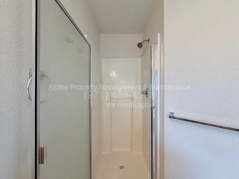 1914 27th Ave — Photo 19