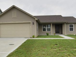710 Geronimo Dr, Greenfield, IN 46140