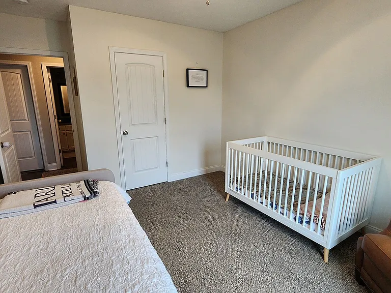 48 Wheatfield Dr — Photo 17