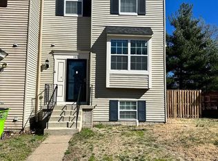 1852 Heather Glen Ct, Woodbridge, VA 22191