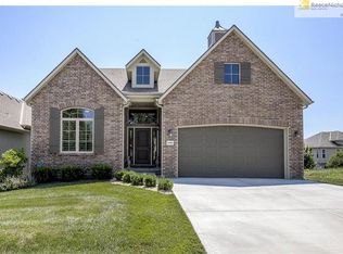 21895 W 121st St, Olathe, KS 66061