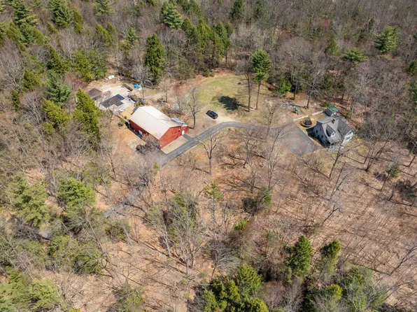 95 Sherwood Forest Road, Weare, NH 03281