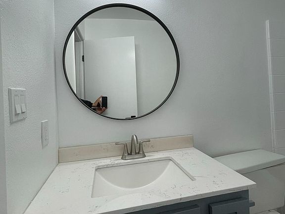4th image of 6795 N Paramount Blvd #2