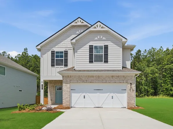 1 Camelia Dr, Fairburn, GA 30213