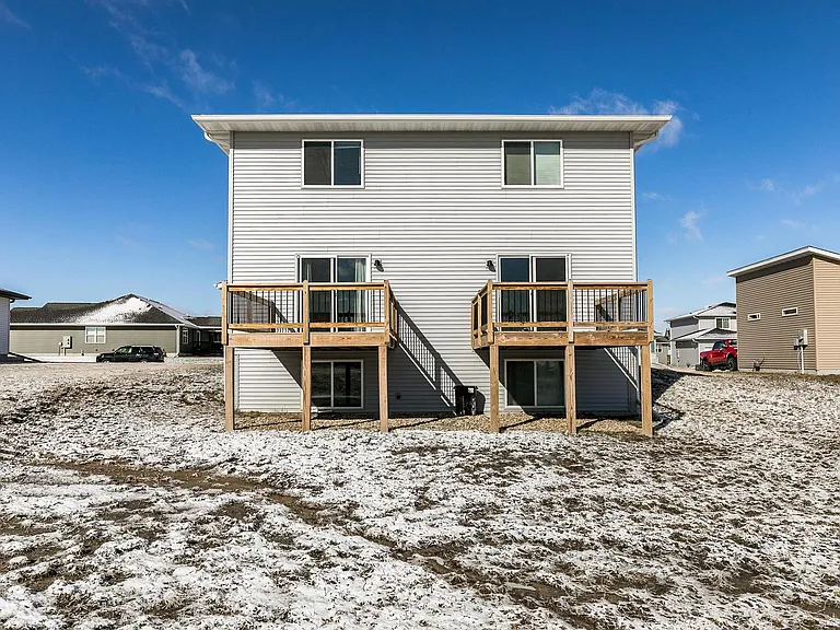3055 Ruffian Rd — Photo 7