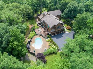 10 Cobblers Ln, Armonk, NY 10504