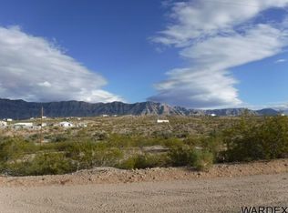 30280 N Haystack Dr, Meadview, AZ 86444