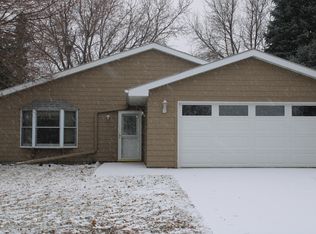 1113 Williams Ave, Mitchell, SD 57301