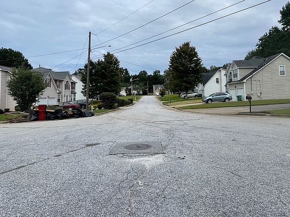 5th image of 7080 Deshon Hills Ln