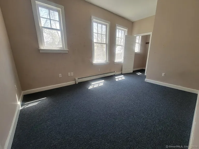 572 Elm St #2 — Photo 5