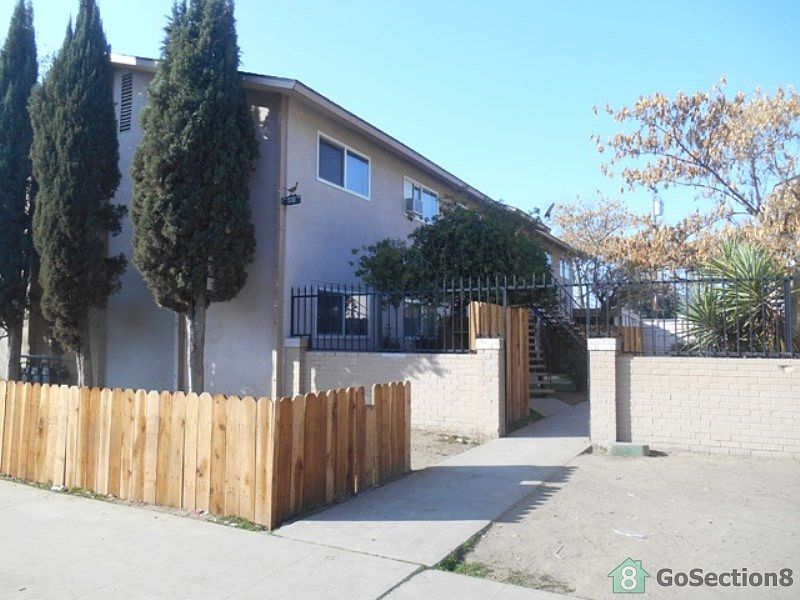 1st image of 609 N College Ave APT 101