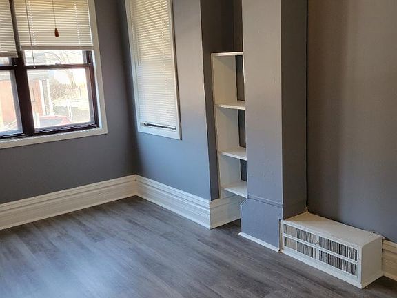 5th image of 3427 N Paulina St