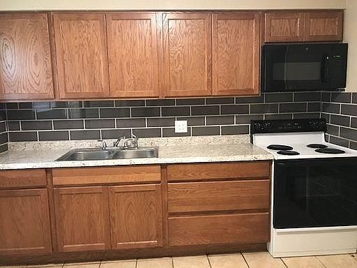5th image of 1273 S La Salle Dr