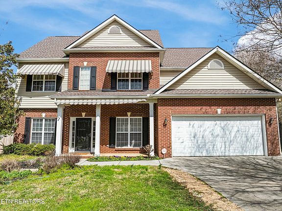 2nd image of 7158 Presidential Ln