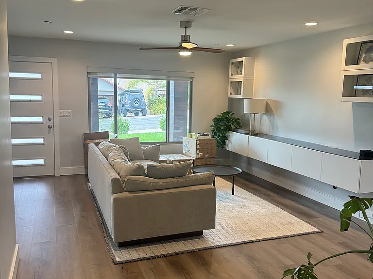 3549 Ethan Allen Ave — Photo 7