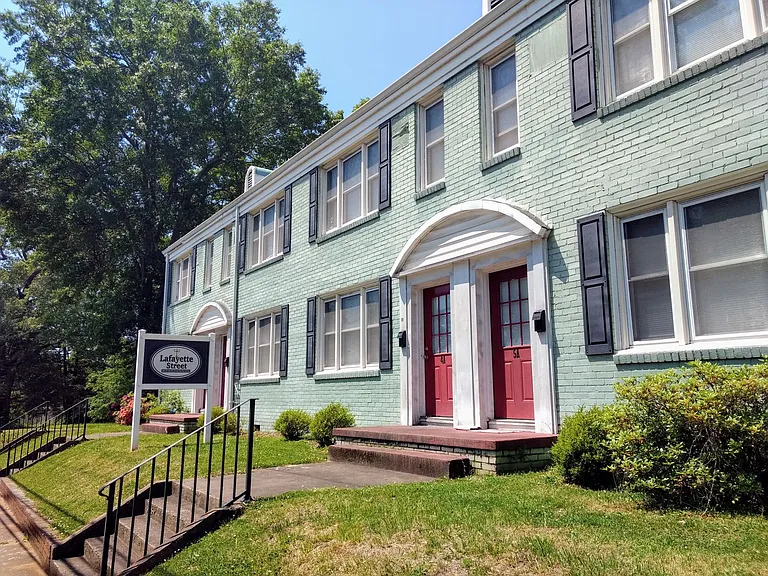 SH074-Lafayette Apartments — Photo 11