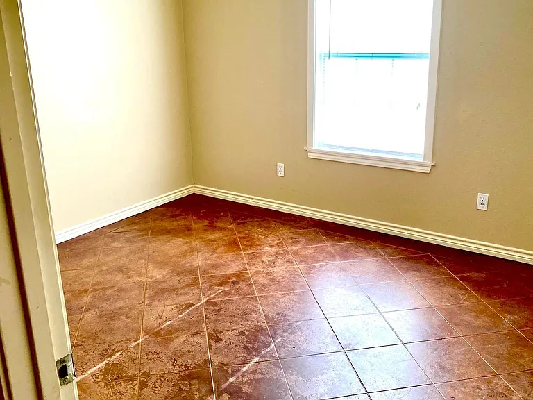 4301 Old Tyler Rd — Photo 6