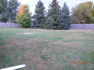 39405 8th Ave, North Branch, MN 55056