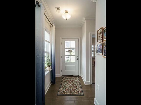 3rd image of 1011 Ashton Oak Ct