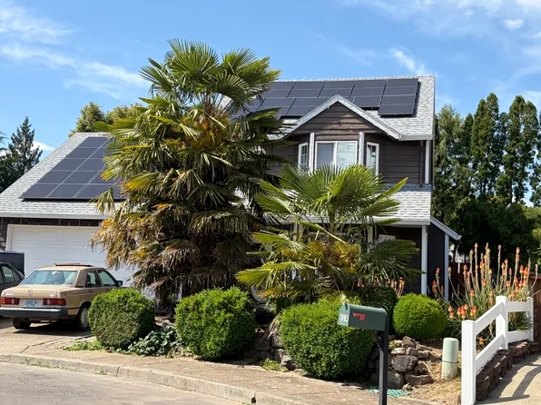 624 S 25th Ct, Cornelius, OR 97113