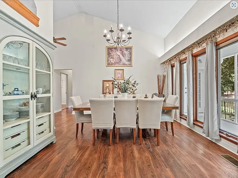 219 Shoreline Rd — Photo 27