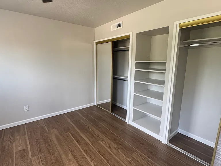 6 E 22nd St #222 — Photo 9