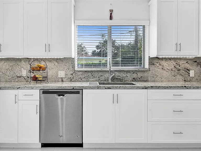 1102 Meadowlark Ave — Photo 27