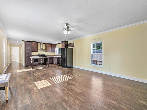 2nd image of 500 Chaffee Rd S #124