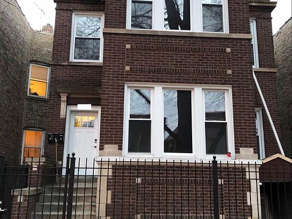 4th image of 4931 N Troy St Unit 1