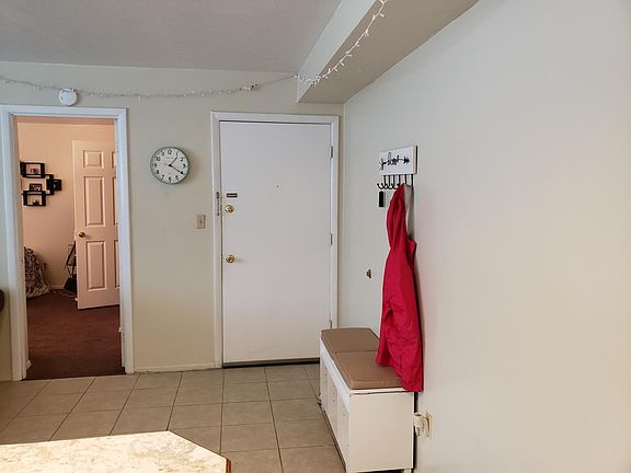 5th image of 570 Harvey St APT 202