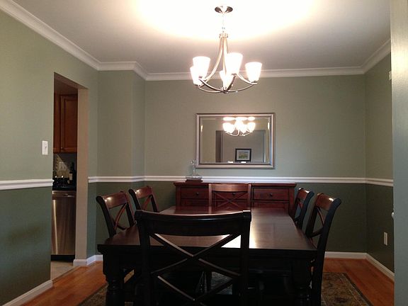 4th image of 1548 Bruton Ct